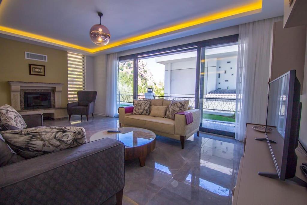 Sea Front With Panoramic View C Blok Villa *